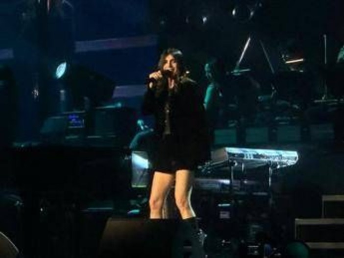 Giorgia è una certezza, a Milano il trionfo di uno spirito libero