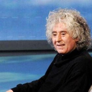 Malore improvviso per Branduardi, rinviato concerto a Roma