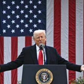 Trump annuncia i dazi Usa: &quot;E' la nostra età dell'oro&quot;