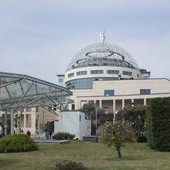 Scambio di embrioni al San Raffaele, riprende attività del centro di Medicina della Riproduzione Scambio di embrioni al San Raffaele, riprende attività del centro di Medicina della Riproduzione