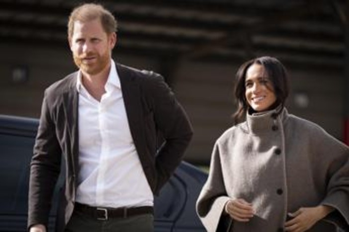 I Sussex in Gb con i figli, grazie a un ricatto emotivo di Harry a Re Carlo? I Sussex in Gb con i figli, grazie a un ricatto emotivo di Harry a Re Carlo?