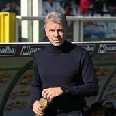 Genoa-Torino, caos arbitrale: Baroni chiede un rigore, poi viene espulso Ilkhan