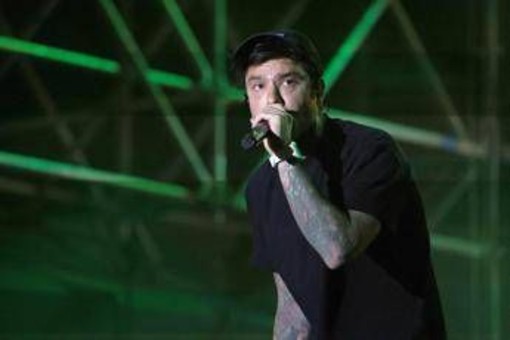 Fedez e Mr Marra denunciano in Procura: &quot;Due finti poliziotti sono venuti a cercarci&quot;