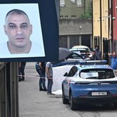 Caso Fakir, in nuovo video chiazza di sangue sotto la testa Caso Fakir, in nuovo video chiazza di sangue sotto la testa