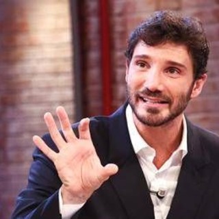 Ascolti tv, 'Step' di De Martino vince prima serata con 16,8% share