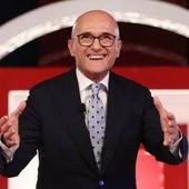 Alfonso Signorini lascia la guida di 'Chi': "Comincio una nuova vita"