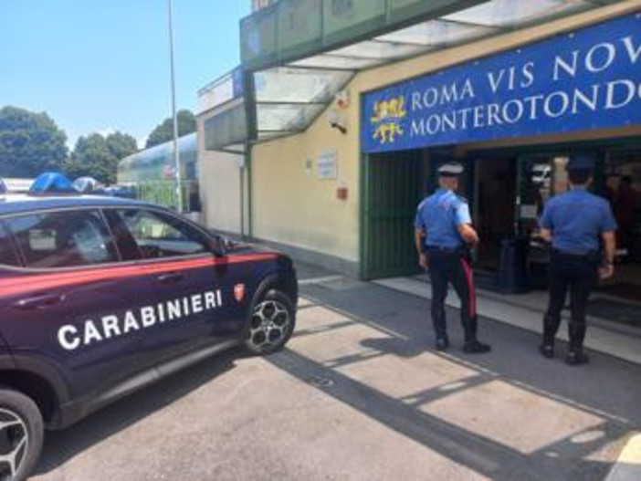 Roma, bimbo di 5 anni si sente male in piscina e muore: era al centro estivo Roma, bimbo di 5 anni si sente male in piscina e muore: era al centro estivo