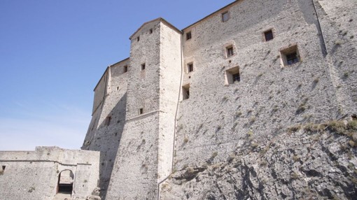 La fibra di Open Fiber abilita l’albergo diffuso nel borgo riminese di San Leo