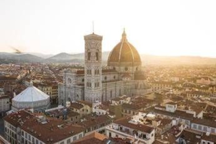 Truffa da 30 milioni di euro all'Opera di Santa Maria del Fiore, nove persone fermate Truffa da 30 milioni di euro all'Opera di Santa Maria del Fiore, nove persone fermate