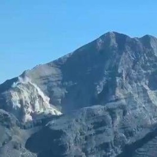 Frana sulle Tofane, escursionista salvata da eliambulanza