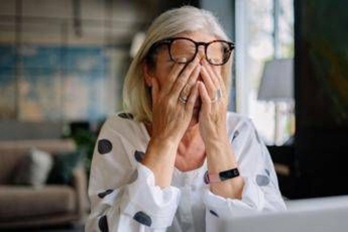 Menopausa, l'indagine: "Cade il tabù ma una donna su 3 nasconde i sintomi" Menopausa, l'indagine: "Cade il tabù ma una donna su 3 nasconde i sintomi"