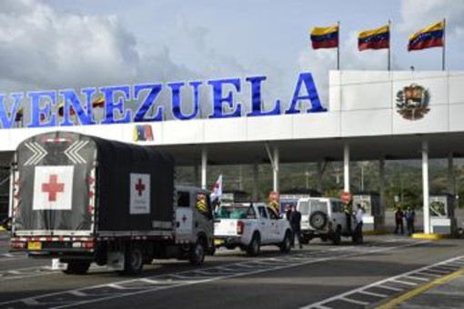 Venezuela in ginocchio dopo il terremoto, corsa contro il tempo per i soccorsi
