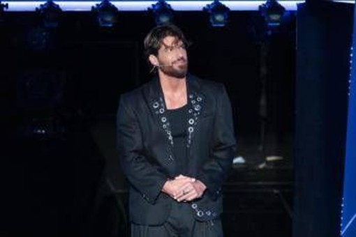 Can Yaman arrestato, confermata la presenza dell'attore turco a 'C'è Posta per Te'