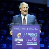 Professioni, Tajani: "Colonna vertebrale Paese, garanzia di crescita"