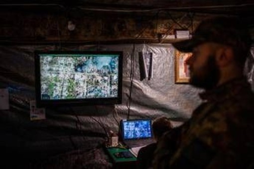 Ucraina lancia operazione contro bombardieri russi: &quot;Distrutti 40 aerei&quot;