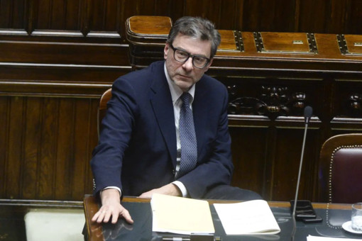 Difesa, Giorgetti “Nessuna riduzione delle spese per educazione e sanità” Difesa, Giorgetti “Nessuna riduzione delle spese per educazione e sanità”