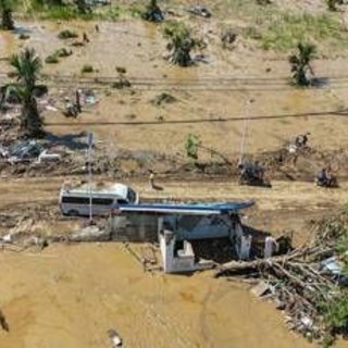 Filippine, tifone Kalmaegi: bilancio sale ad almeno 140 morti Filippine, tifone Kalmaegi: bilancio sale ad almeno 140 morti