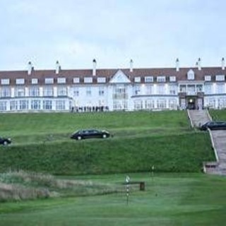 Dazi Usa, oggi l'incontro Trump-von der Leyen: faccia a faccia in Scozia nel golf club del tycoon