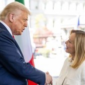 Trump ancora contro Meloni, premier in Cdm: "Tensioni non danneggino rapporti con Washington"
