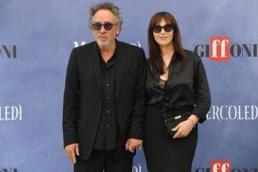 Monica Bellucci, le prime parole dopo rottura con Tim Burton: &quot;Avrà sempre un posto nel mio cuore&quot;