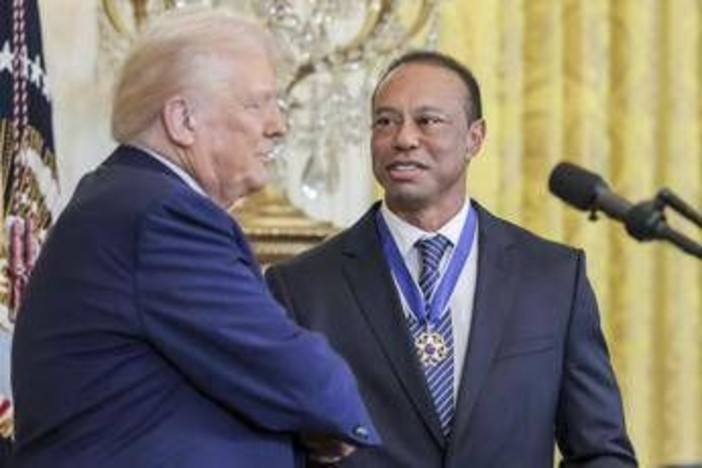 Tiger Woods alla polizia dopo l'incidente: "Ero al telefono con Trump"