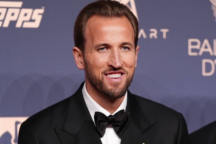 Harry Kane vince il Pallone d’Oro 2026