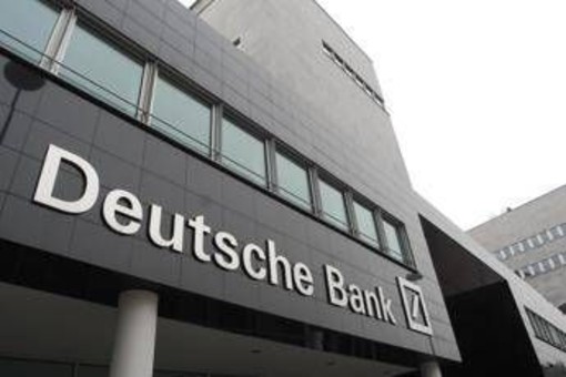 Deutsche Bank, perquisizioni a Francoforte e Berlino: indagini su riciclaggio