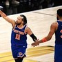 Nba, rimonta da sogno per Knicks: Ben Stiller e Taylor Swift 'impazziscono' Nba, rimonta da sogno per Knicks: Ben Stiller e Taylor Swift 'impazziscono'