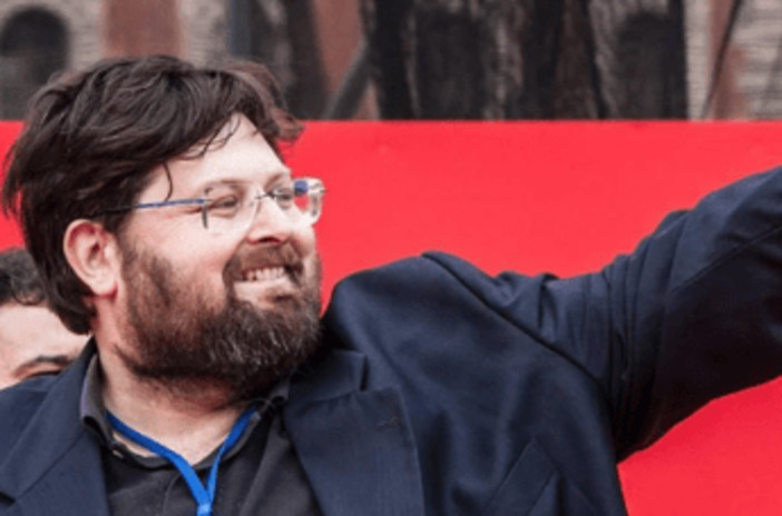 Mario Adinolfi come sta? "Decimo ingresso notturno al pronto soccorso" Mario Adinolfi come sta? "Decimo ingresso notturno al pronto soccorso"