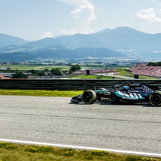 In Austria vince Russell davanti a Verstappen e Antonelli