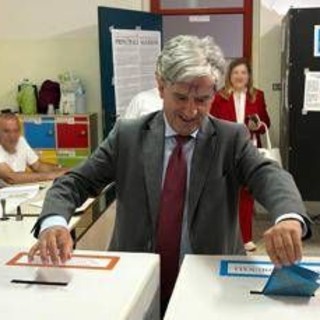 Pestaggio del sindaco di Castiglione del Genovesi, indagini anche sull'attività politica Pestaggio del sindaco di Castiglione del Genovesi, indagini anche sull'attività politica