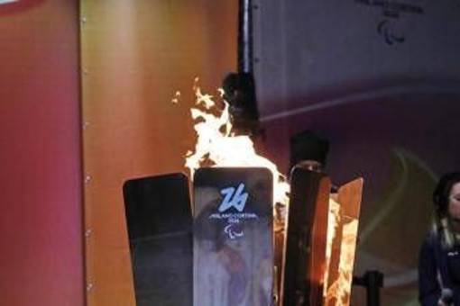 Paralimpiadi Milano Cortina, cerimonia di apertura senza portabandiera: cosa sta succedendo