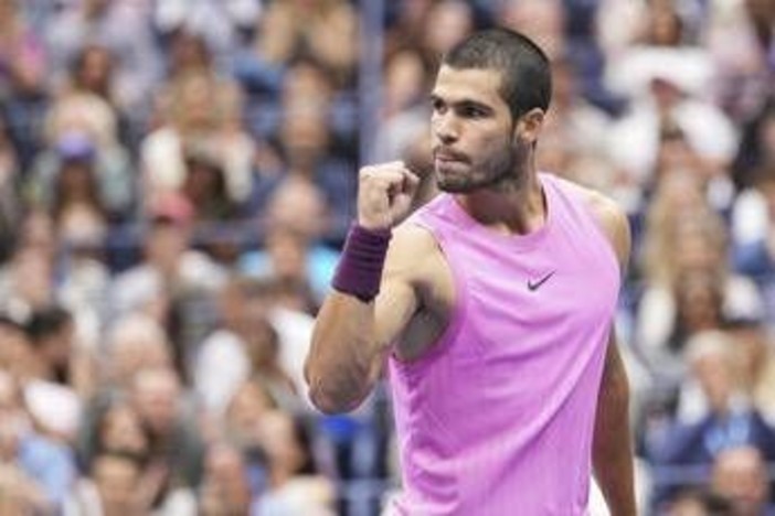 Alcaraz 'accende' la sfida con Sinner: "Ecco perché la nostra rivalità sta andando alla grande" Alcaraz 'accende' la sfida con Sinner: "Ecco perché la nostra rivalità sta andando alla grande"