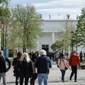 Biennale Arte, arrivati gli artisti a Venezia: lavori in corso a padiglione Russia