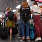 La Spagna allarga i controlli per gli arrivi dall'Italia La Spagna allarga i controlli per gli arrivi dall'Italia