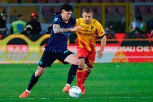 Bastoni travolto dai fischi, il 'castigo' in Lecce-Inter per caso Kalulu Bastoni travolto dai fischi, il 'castigo' in Lecce-Inter per caso Kalulu