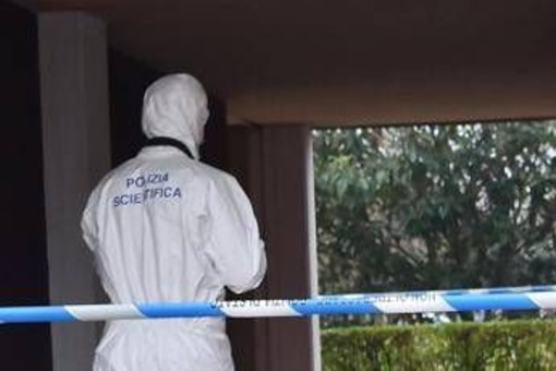 Pavia, trovato morto in casa il 24enne che pochi giorni fa aveva subito un'aggressione omofoba Pavia, trovato morto in casa il 24enne che pochi giorni fa aveva subito un'aggressione omofoba