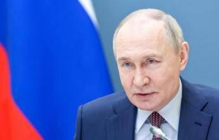 Russia, Putin: &quot;So di rischio recessione ma va evitata in tutti i modi&quot;