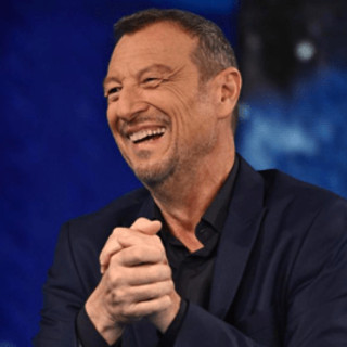 Amadeus è il quarto giudice del serale di 'Amici 25', il video-annuncio Amadeus è il quarto giudice del serale di 'Amici 25', il video-annuncio