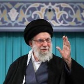 Iran, media: Usa aperti ad arricchimento simbolico, ma Khamenei resta nel mirino