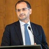 Gemmato: "Con farmaci equivalenti risparmi per 1,2 miliardi in 2026-28 ma Italia dietro per utilizzo" Gemmato: "Con farmaci equivalenti risparmi per 1,2 miliardi in 2026-28 ma Italia dietro per utilizzo"