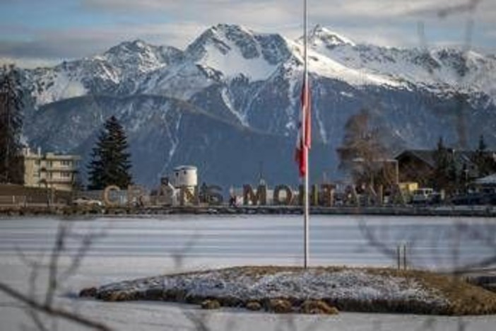 Crans-Montana, media: indagato l'ex responsabile della sicurezza del comune