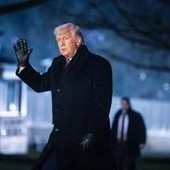 Iran-Usa, Axios: "Trump si sta spazientendo, attacco molto presto" Iran-Usa, Axios: "Trump si sta spazientendo, attacco molto presto"