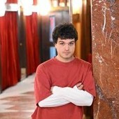 Sanremo 2026, Leo Gassmann chi è: gli esordi, il vero cognome, il gesto eroico Sanremo 2026, Leo Gassmann chi è: gli esordi, il vero cognome, il gesto eroico