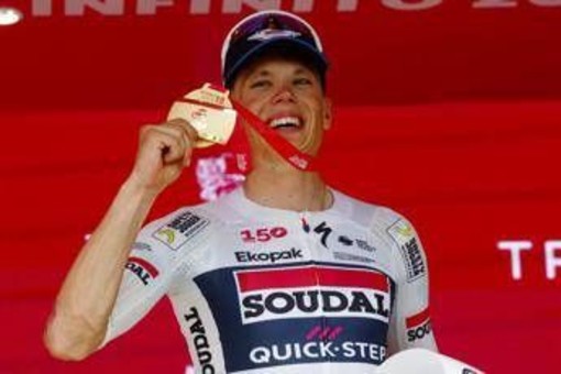 Giro d'Italia, a Magnier la 18esima tappa. Vingegaard sempre in rosa