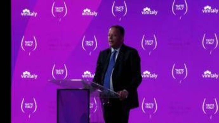 Vino, Bricolo (Veronafiere): "Asset a sostegno dell'export, a fianco delle aziende" Vino, Bricolo (Veronafiere): "Asset a sostegno dell'export, a fianco delle aziende"