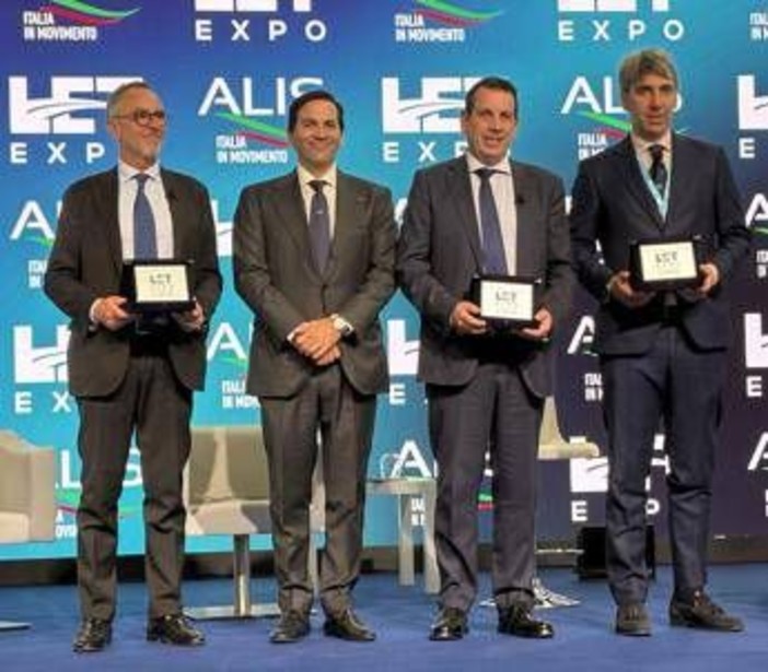 Porti, Latrofa: "Intermodalità, 'innovazione e sostenibilità per rafforzare sistema Roma e Lazio"