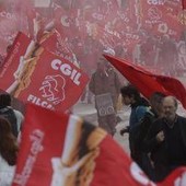 Sciopero generale 12 dicembre, stop di 24 ore contro la manovra: cortei in tutta Italia