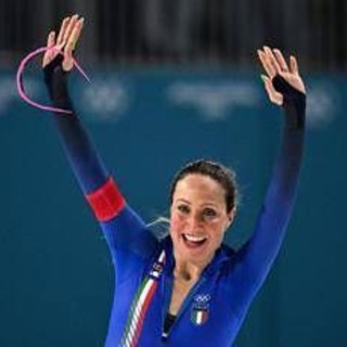 Milano Cortina, primo oro per l'Italia con Francesca Lollobrigida: record olimpico nei 3mila