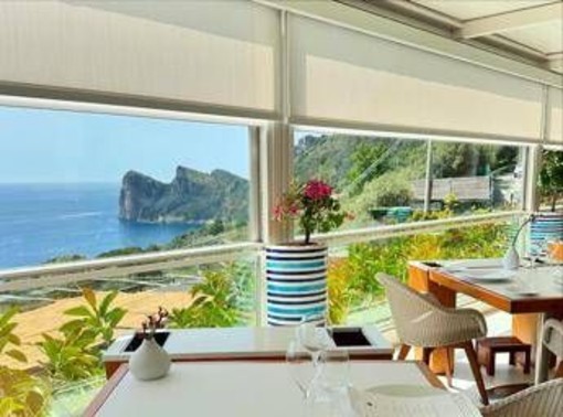 Sequestrato per "lottizzazione abusiva" il Quattro Passi, 3 stelle Michelin scelto da Bezos per il matrimonio Sequestrato per "lottizzazione abusiva" il Quattro Passi, 3 stelle Michelin scelto da Bezos per il matrimonio